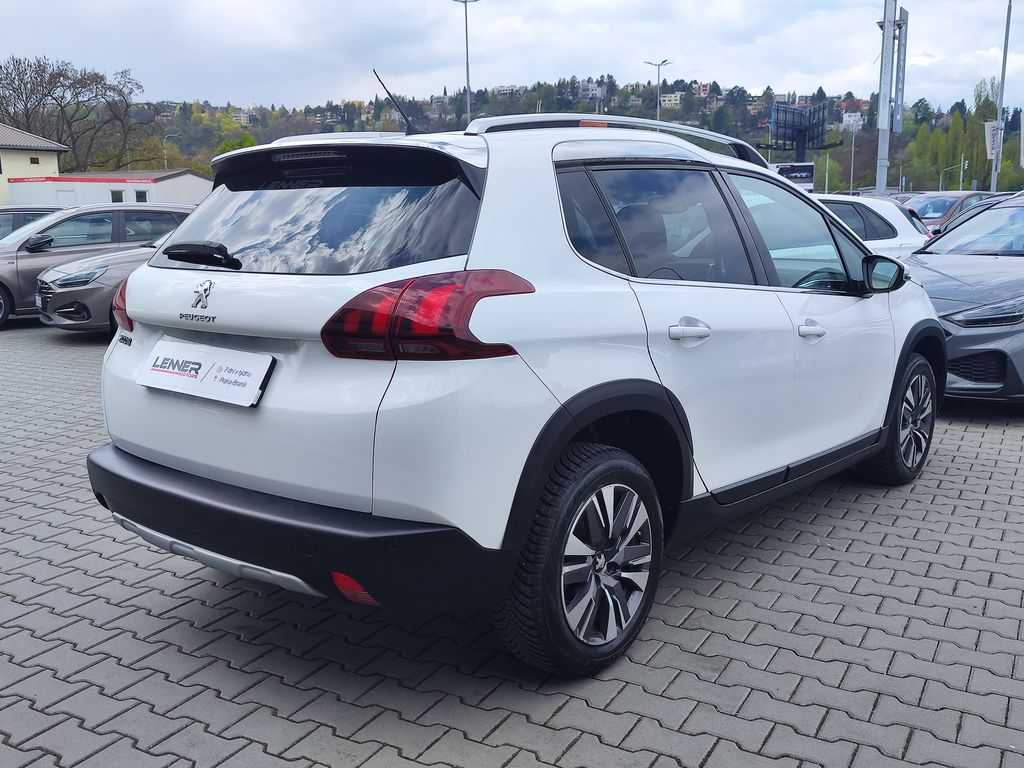 peugeot-2008-1-2-81kw-allure-cr-1-majitel - 4