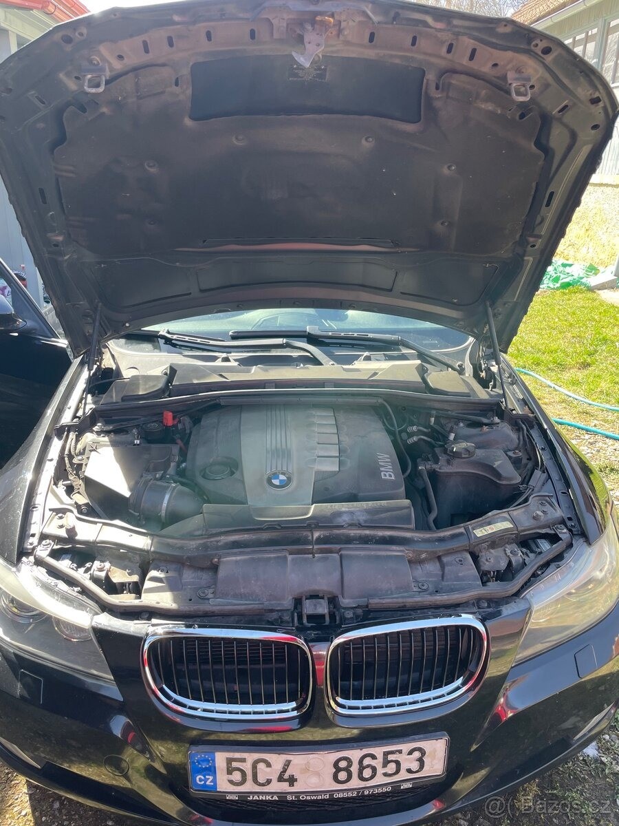 bmw-rada-3-3-0-330d-m-paket-manual-180-kw - 5