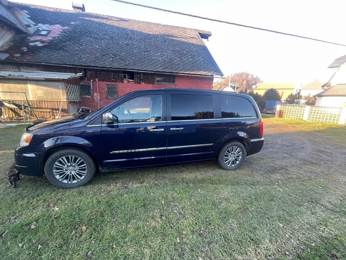 chrysler-town-country-3-6 - 3