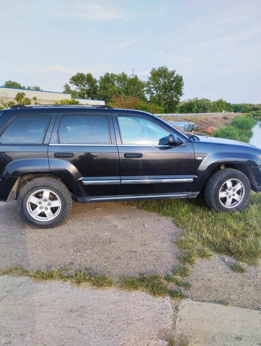 jeep-grand-cherokee-3-0-crd-laredo-a-tazne - 9