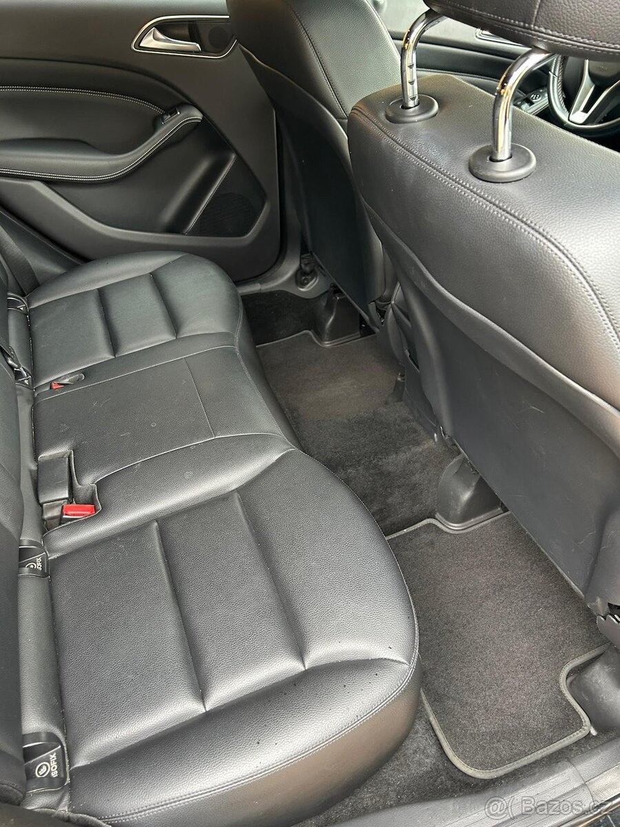 mercedes-benz-tridy-b-b180-benzin - 6