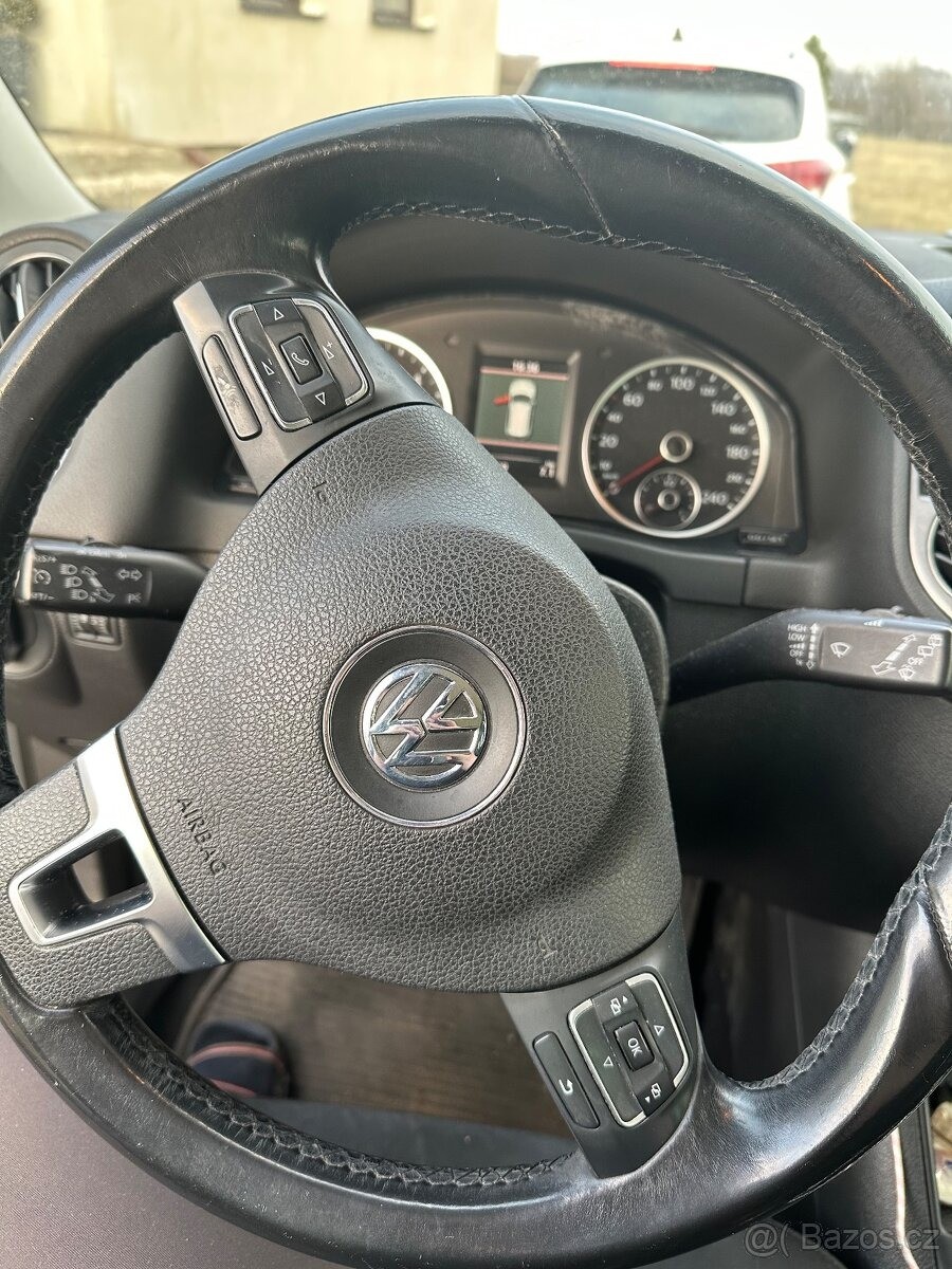 volkswagen-tiguan-2-0-4motion - 9