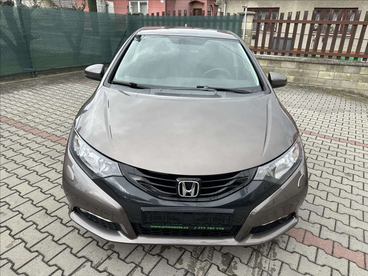 honda-civic-1-8-automat - 9