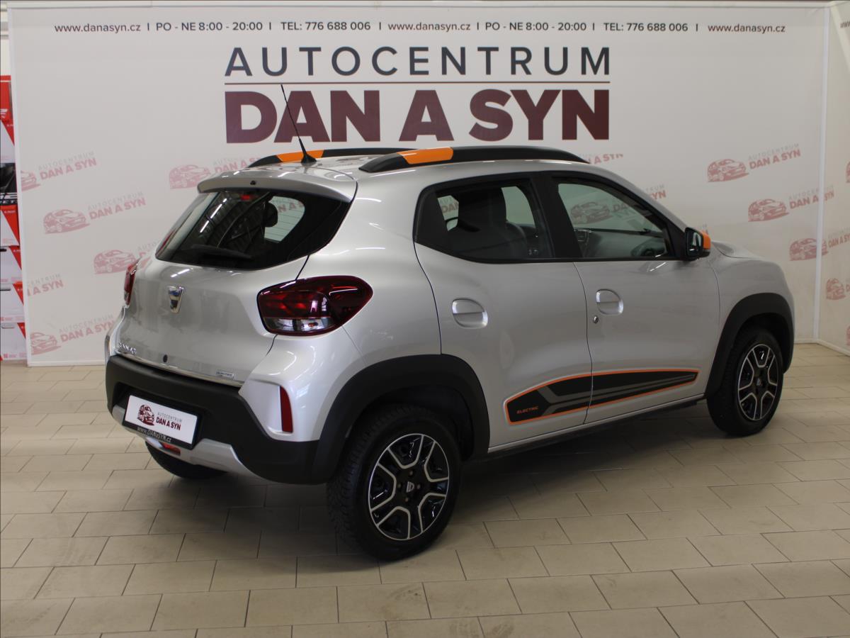 dacia-spring-0-0-comfort-plus-1-majitel - 3