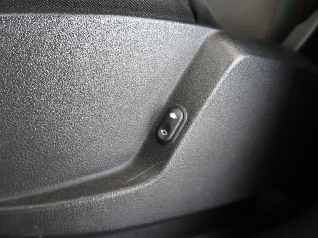 ford-galaxy-2-0tdci-ac-navi-7mist-tazne - 9