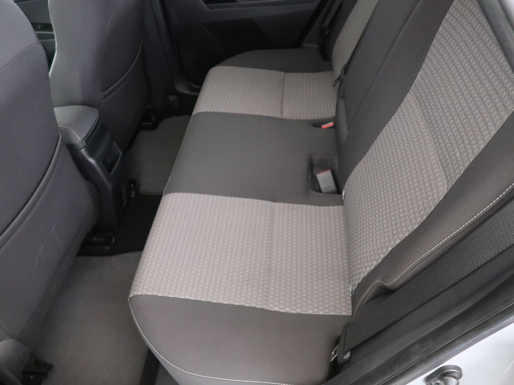 toyota-auris-1-6valvematic-1maj-activetrend - 9