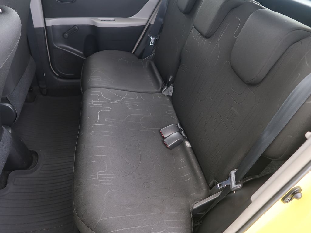 toyota-yaris-1-3vvt-i-74kw-cz-1maj-manual - 9