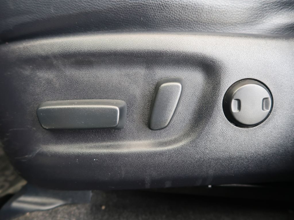 toyota-rav4-2-5hybrid-cz-trend-4x4 - 9