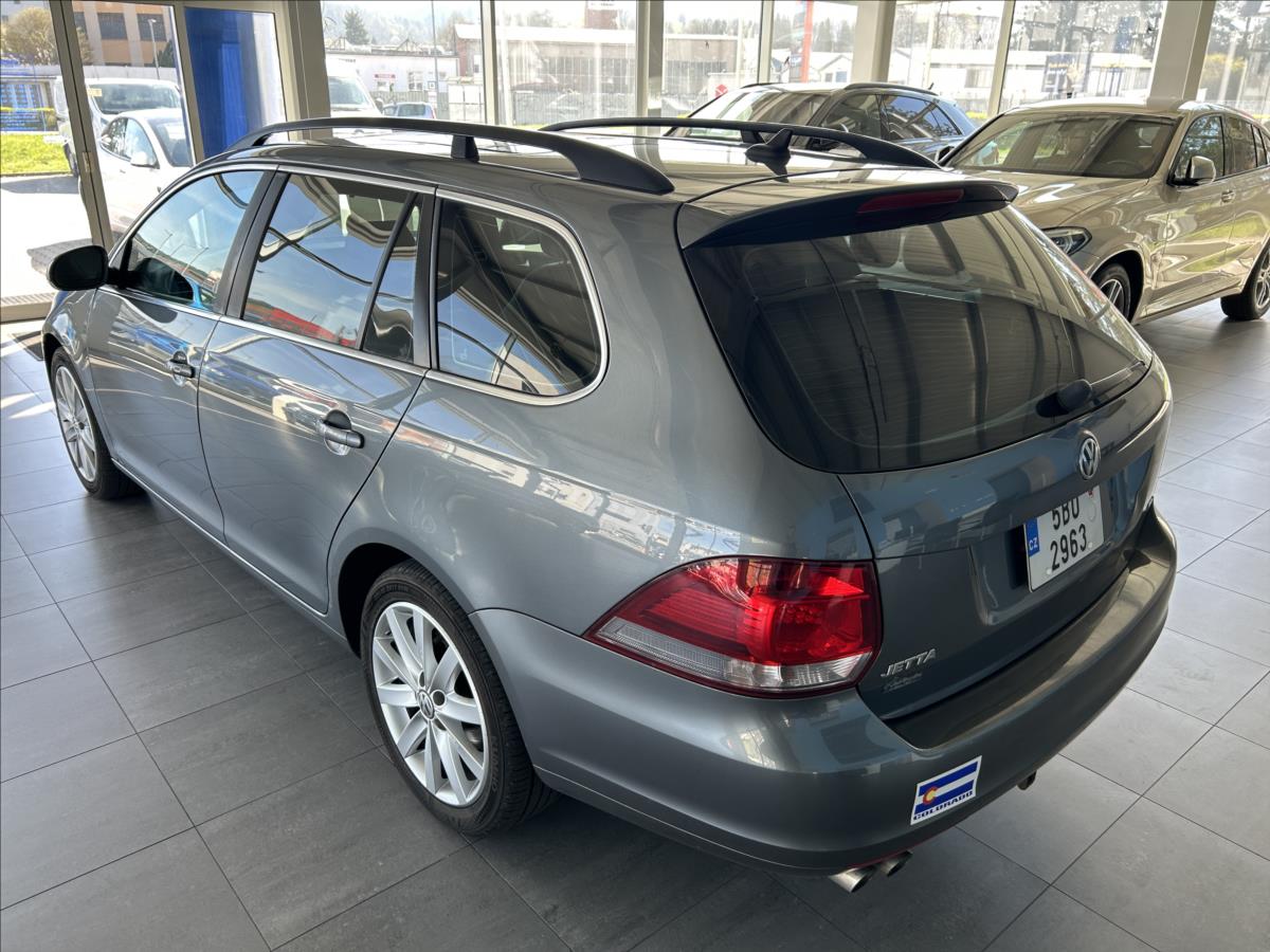 volkswagen-golf-2-0-tdi-103kw-jetta-usa-kuze - 3