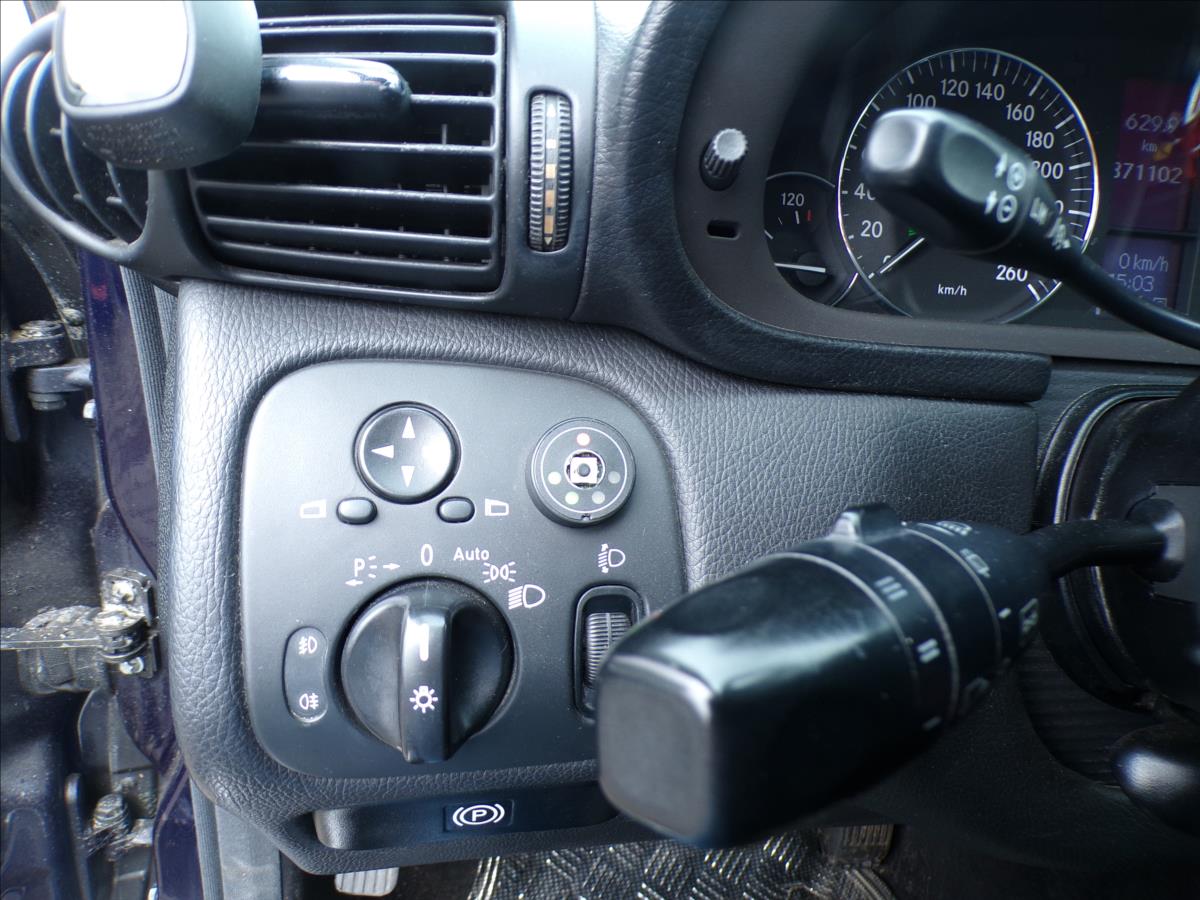 mercedes-benz-tridy-c-1-8-i-automat-lpg - 9