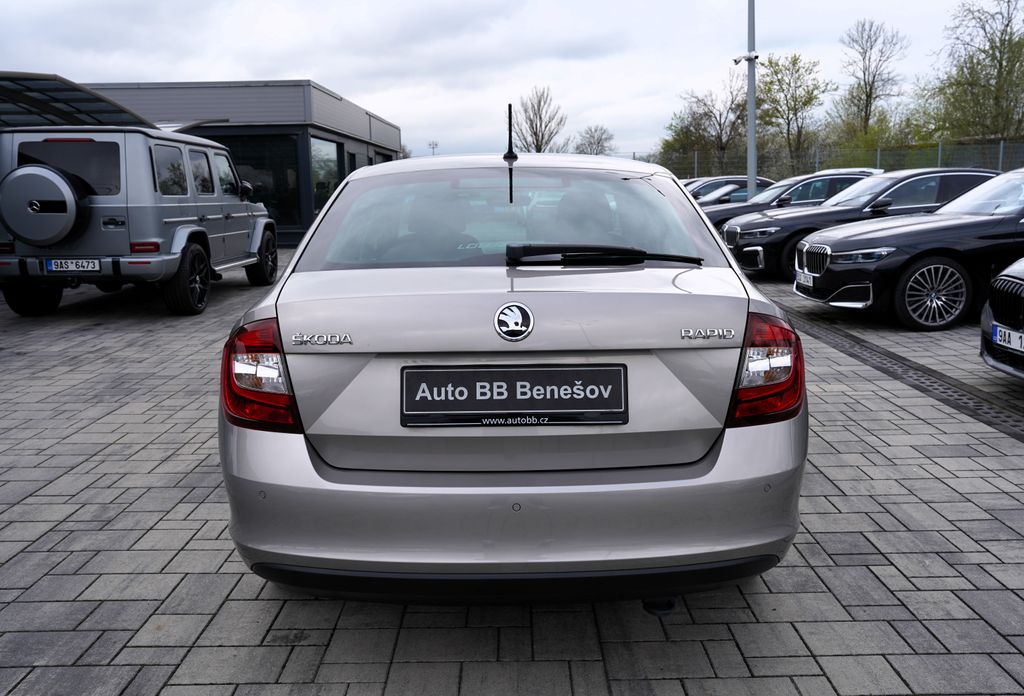 skoda-rapid-1-0-tsi-style-manual-cr - 4