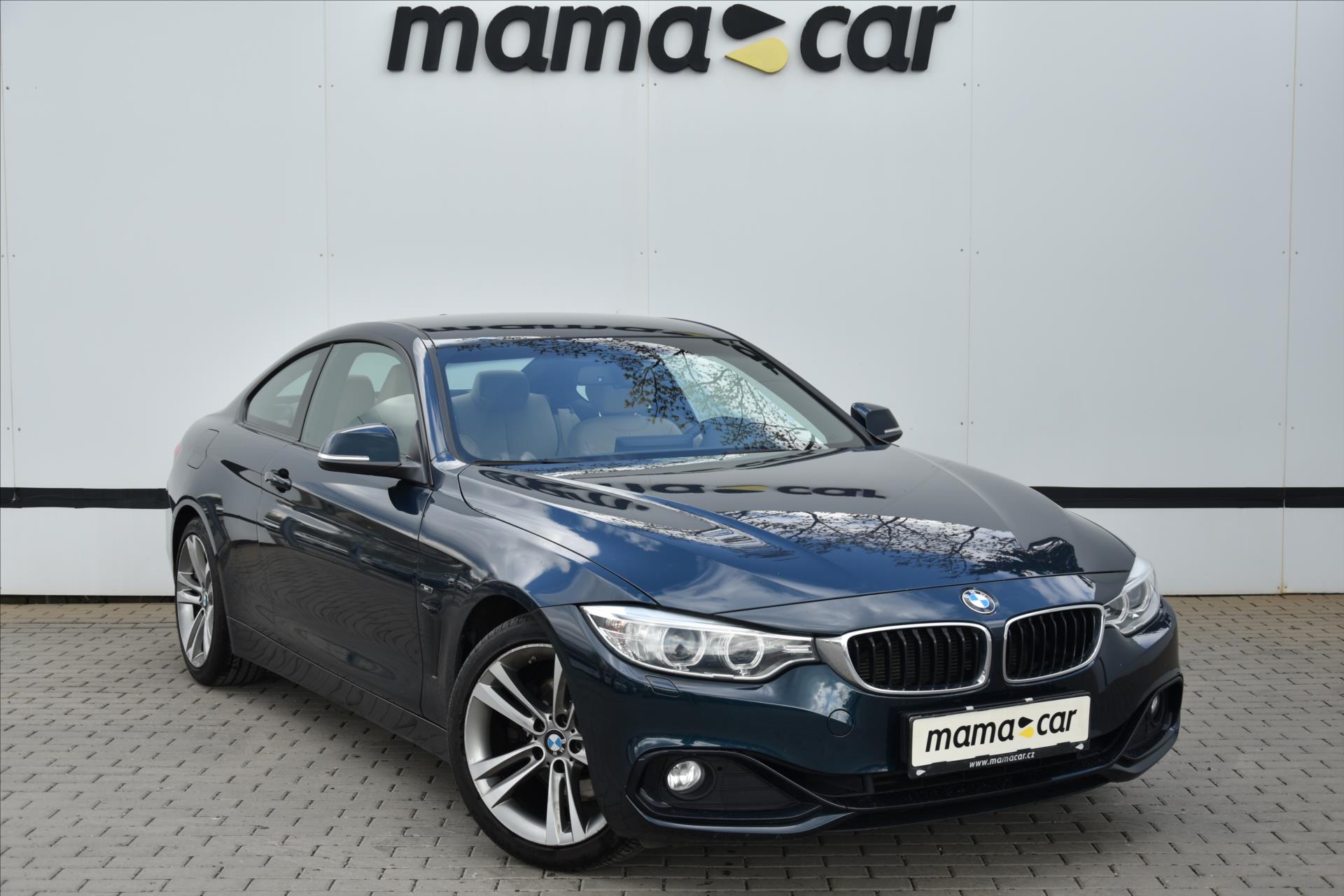 BMW Řada 4 428i 180kW SERVISNÍ KNIHA ČR