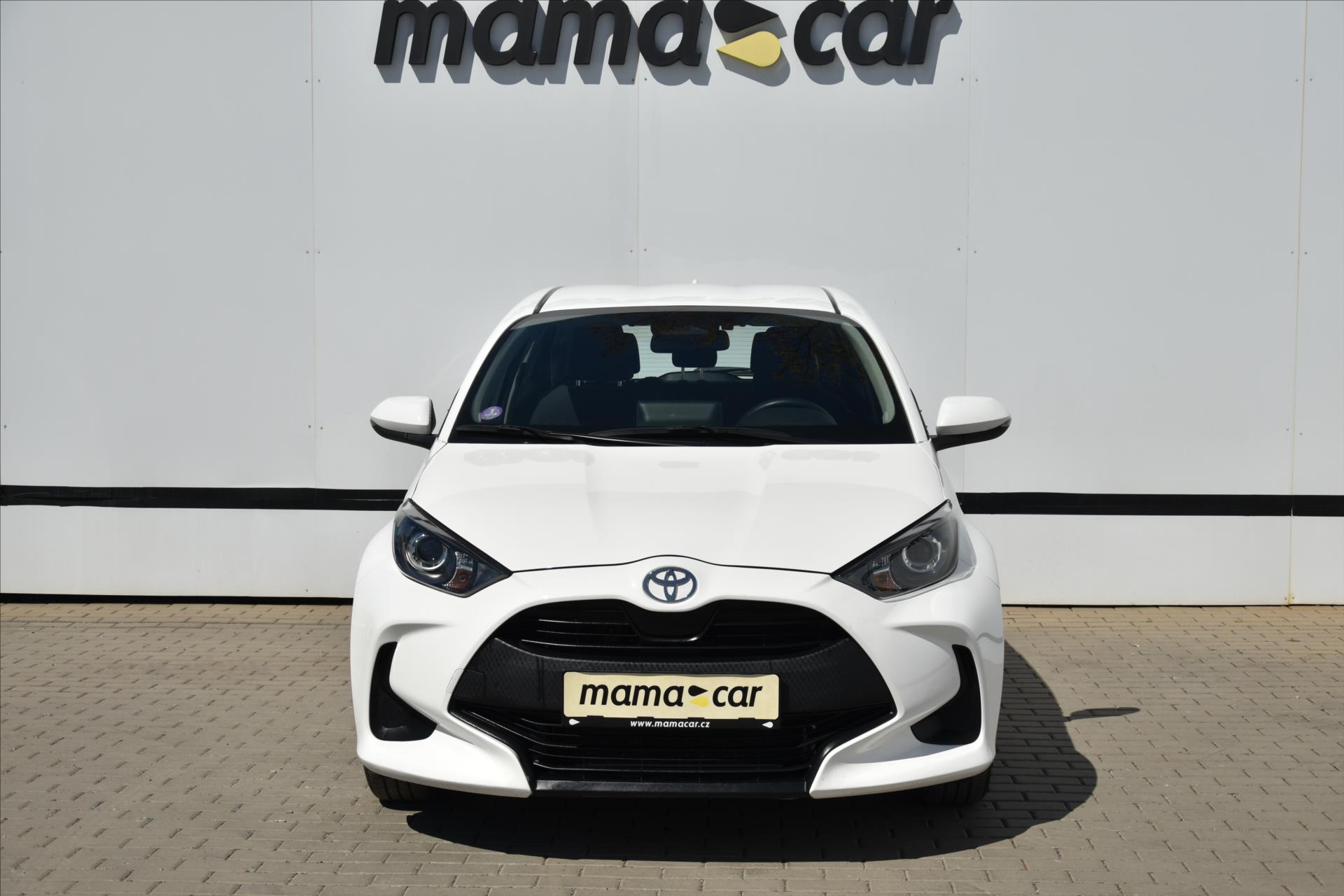 toyota-yaris-1-5-hybrid-e-cvt-a-t-acc - 1