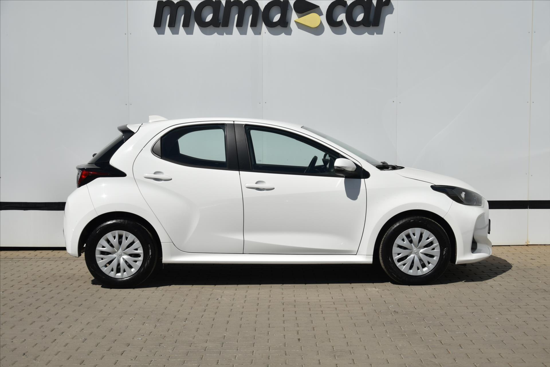 toyota-yaris-1-5-hybrid-e-cvt-a-t-acc - 7
