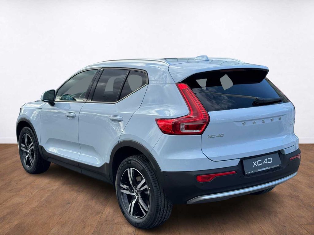 volvo-xc40-core-b3-fwd-mild-hybrid - 2