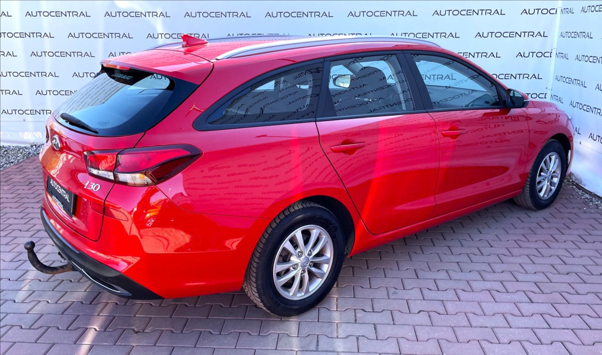 hyundai-i30-1-0-t-gdi-comfort-1-maj-cr-dph - 3