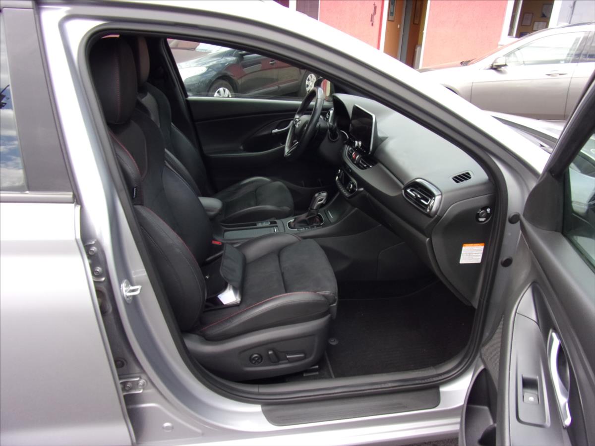 hyundai-i30-1-6-crdi-mhev-n-line-premium-at - 8