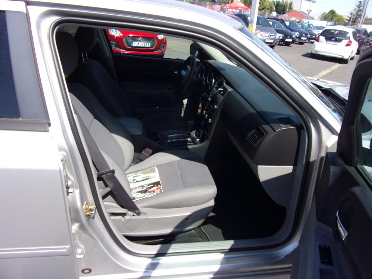 dodge-magnum-3-5-v6-sxt-lpg - 7
