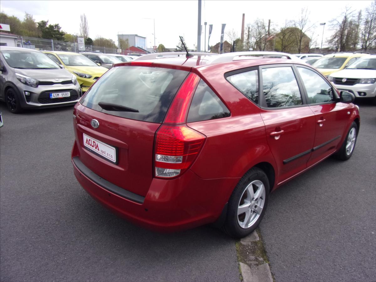 kia-ceed-1-6-cvvt-sw-1maj - 2