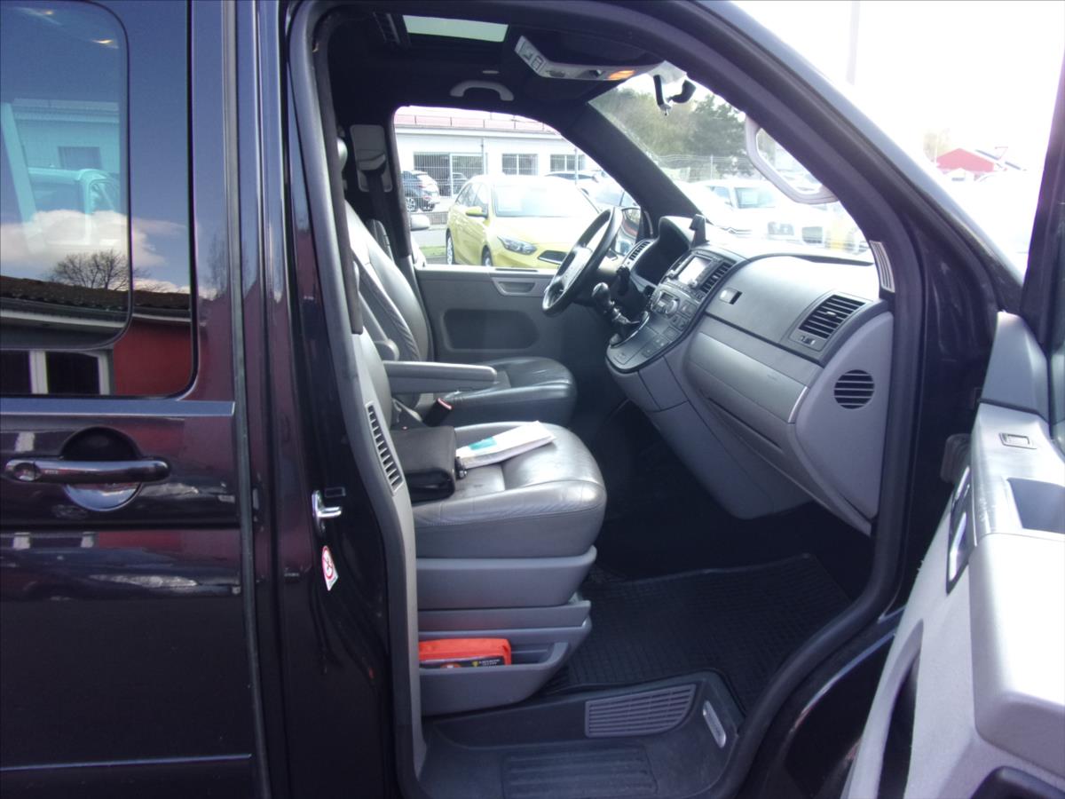 volkswagen-multivan-2-5-tdi-comfortline-4x4 - 8