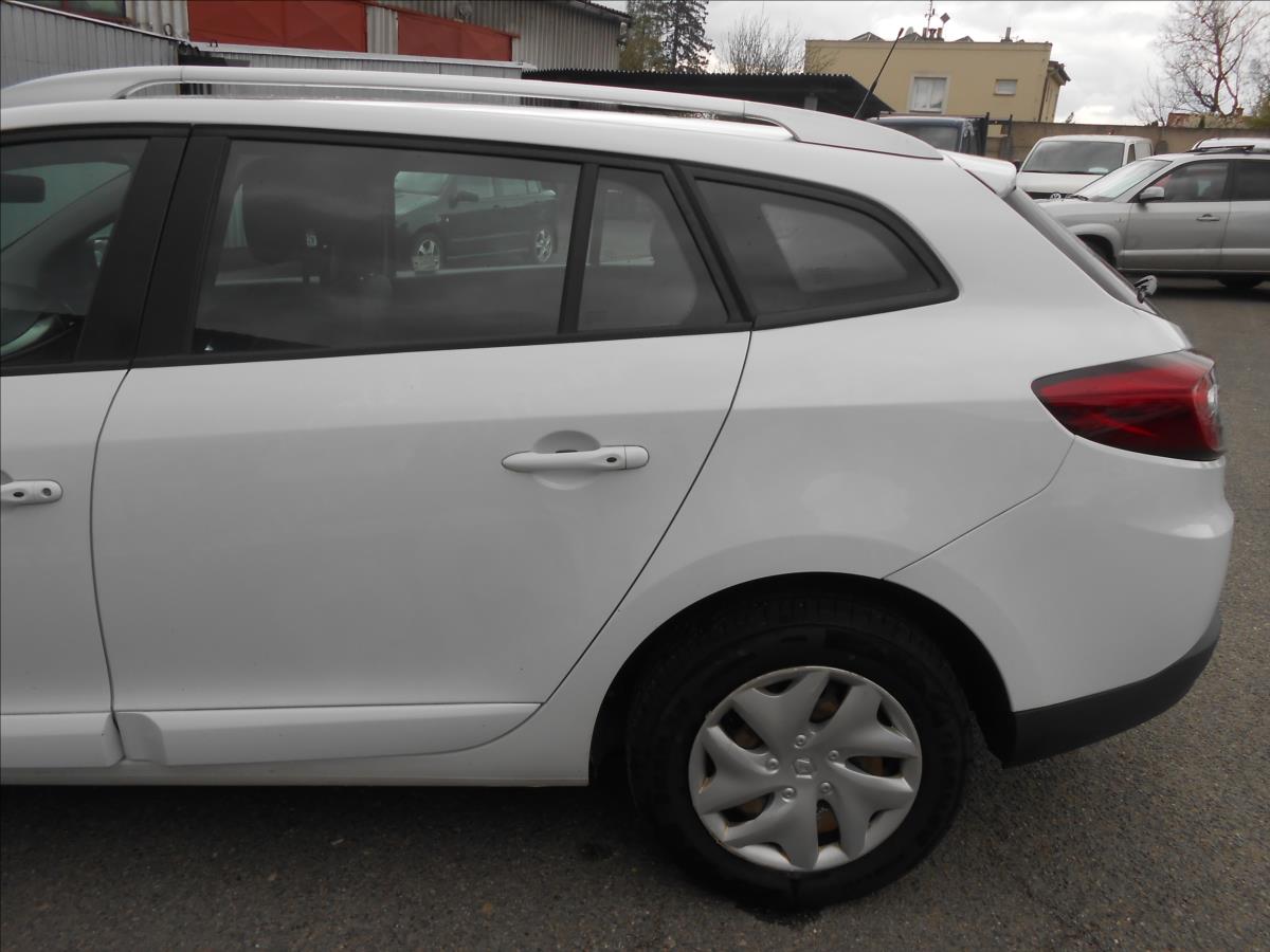 renault-megane-1-5-dci-81kw - 8