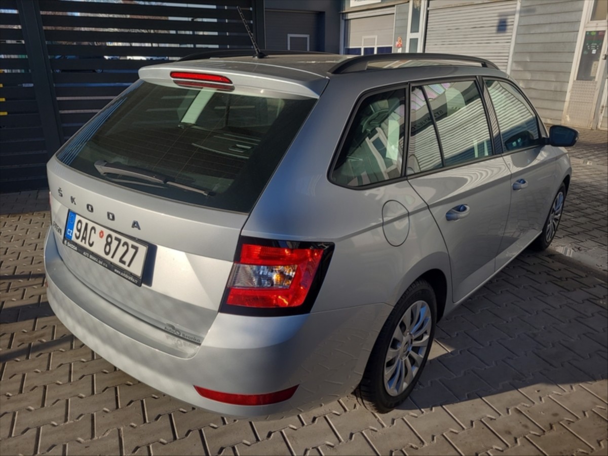 skoda-fabia-1-0-tsi-combi-70kw - 6