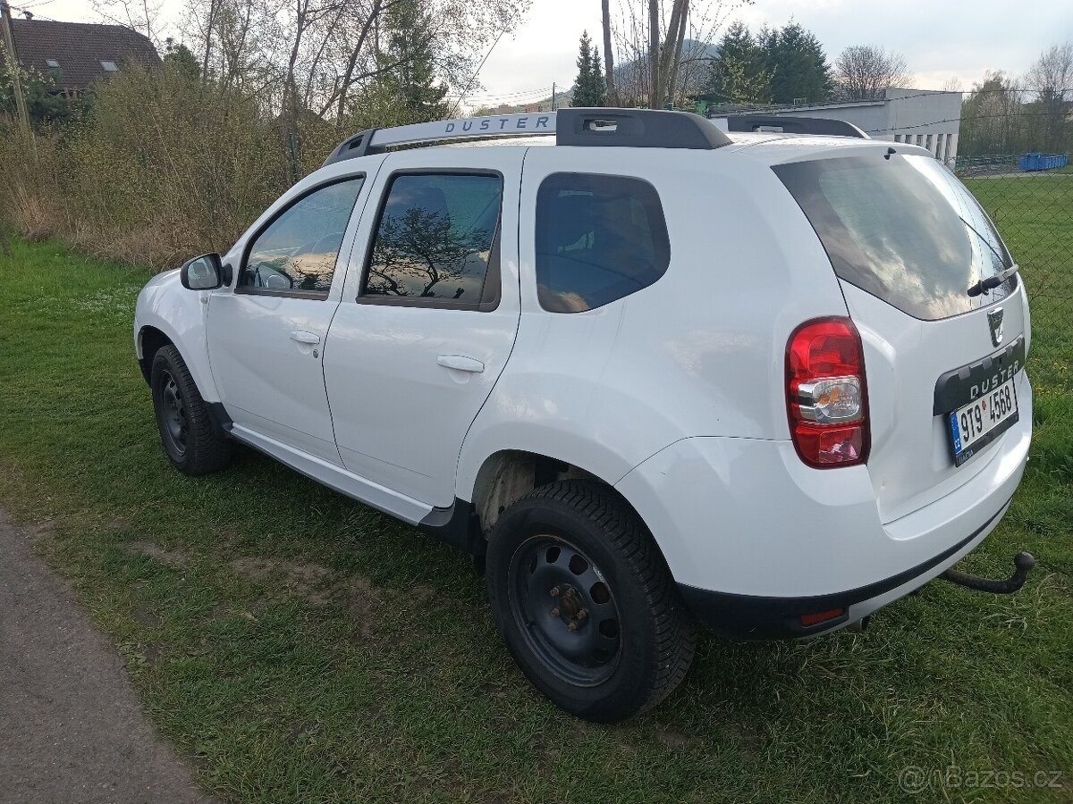 dacia-duster-1-6-rok-vyroby-2016-motor - 3