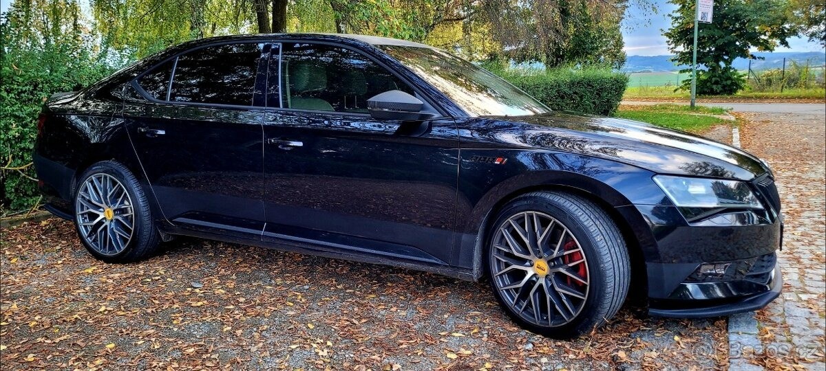 skoda-superb-2-0-iii-4x4-tsi-206kw-280koni-au - 4