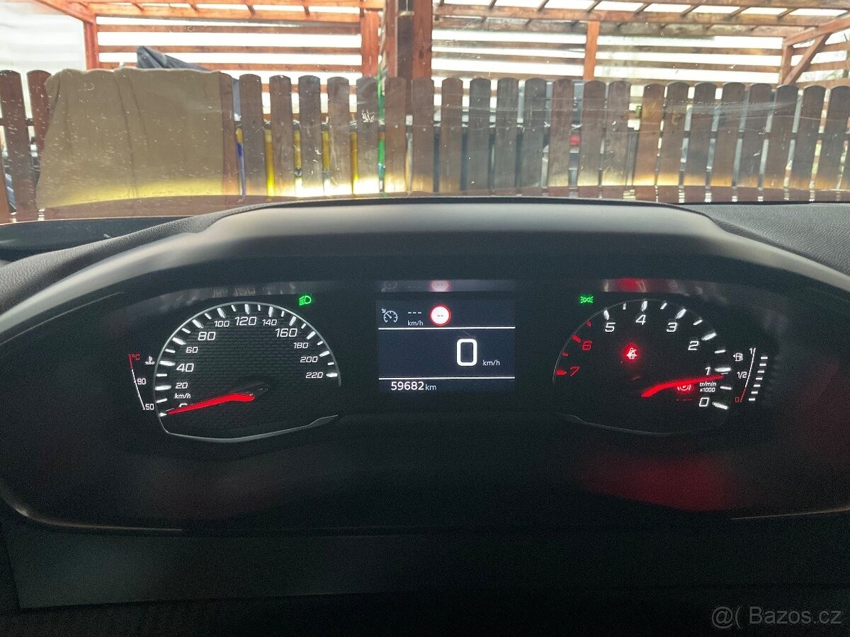 peugeot-2008-1-2 - 8