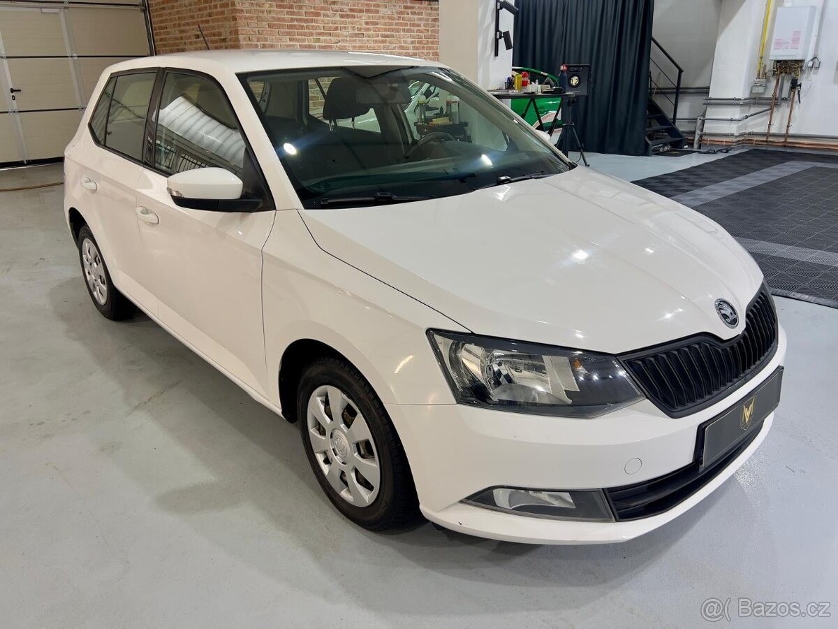 skoda-fabia-5j - 1