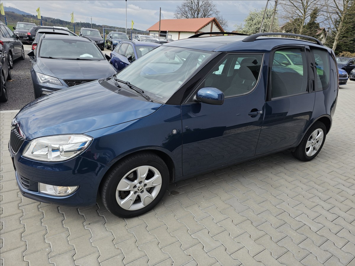 skoda-roomster-1-2-tsi-77kw-ambition-panorama - 9