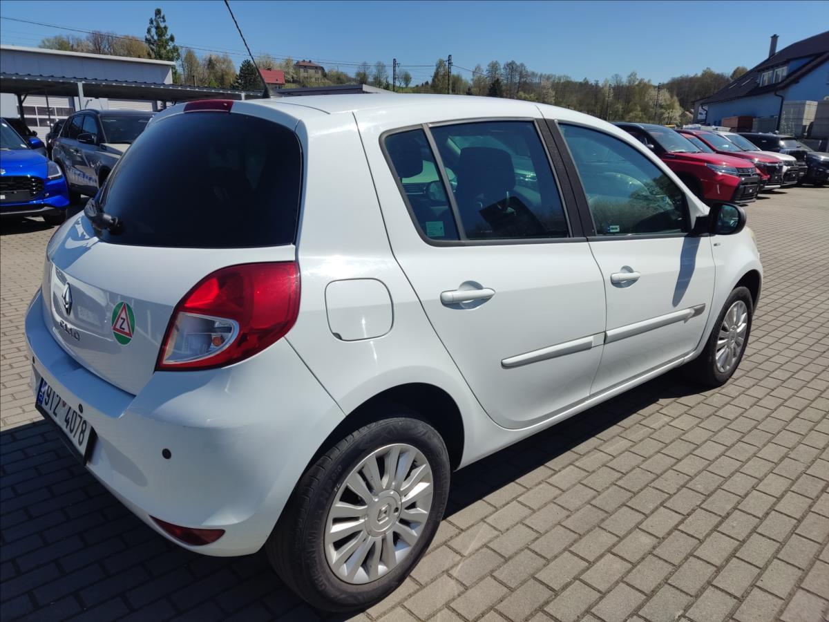 renault-clio-1-2 - 2
