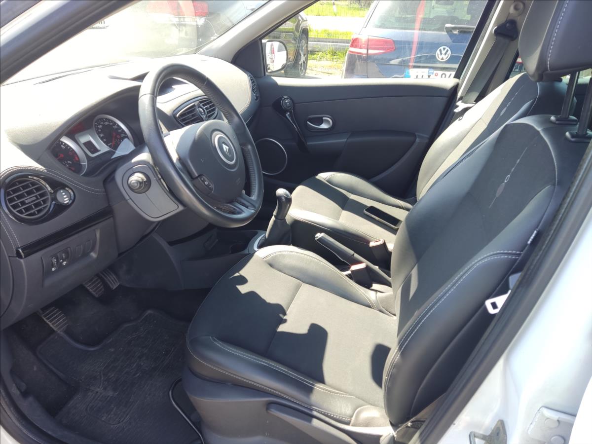 renault-clio-1-2 - 7