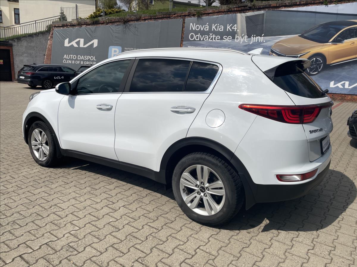 kia-sportage-1-7-crdi-7dct-eco-dynamic - 4
