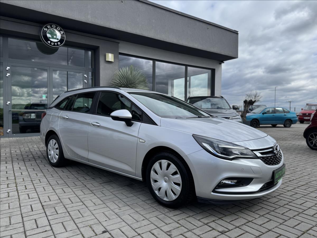 opel-astra-1-6-cdti-81kw-sports-tourer-led-top-stav - 3