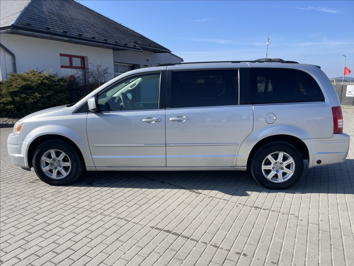 chrysler-town-country-3-8-i-v6-rt-lpg-automat-7mist-tazne - 1