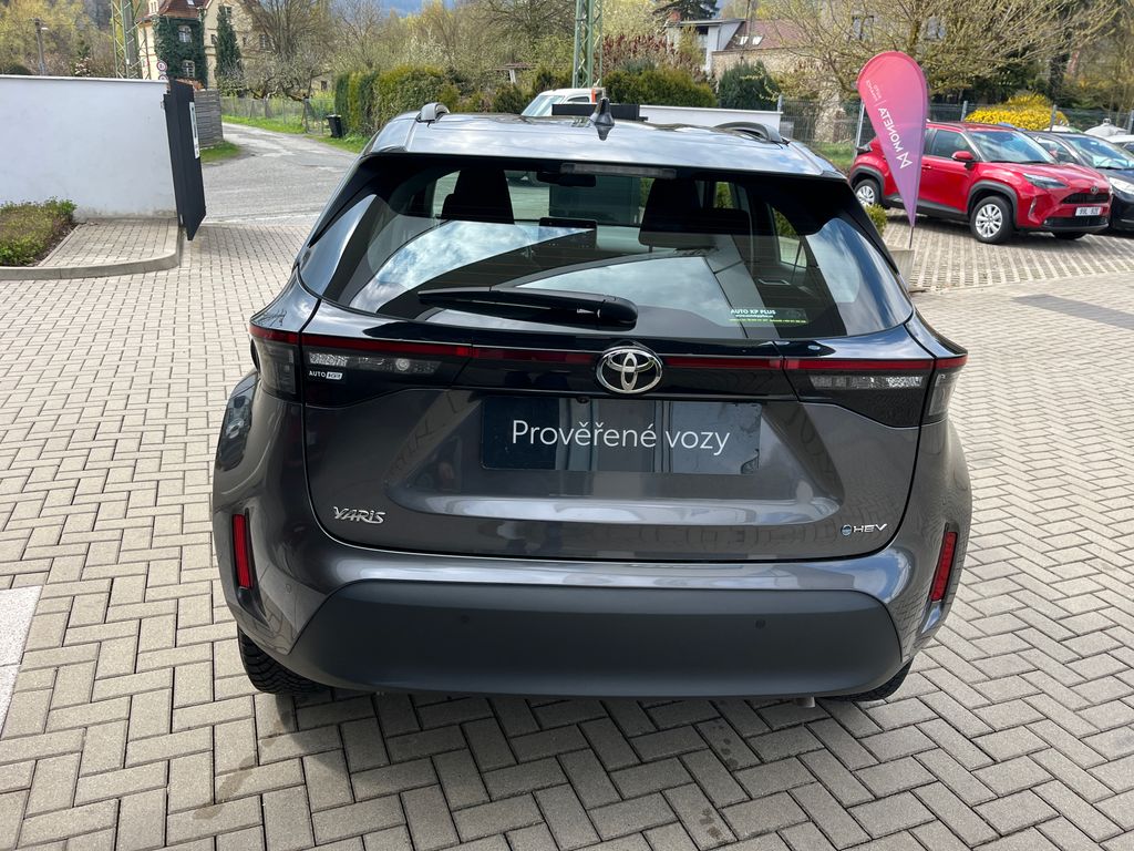 toyota-yaris-cross-1-5-hybrid-e-cvt-comfort - 4