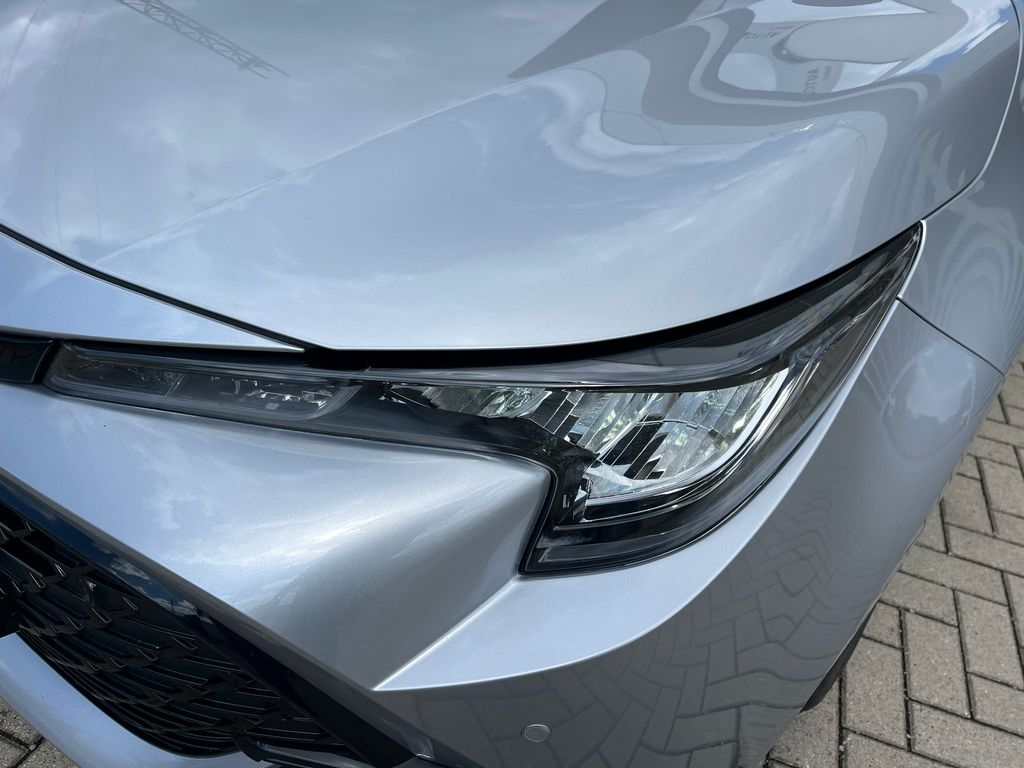 toyota-corolla-1-8-hybrid-e-cvt-comfort-tech - 9