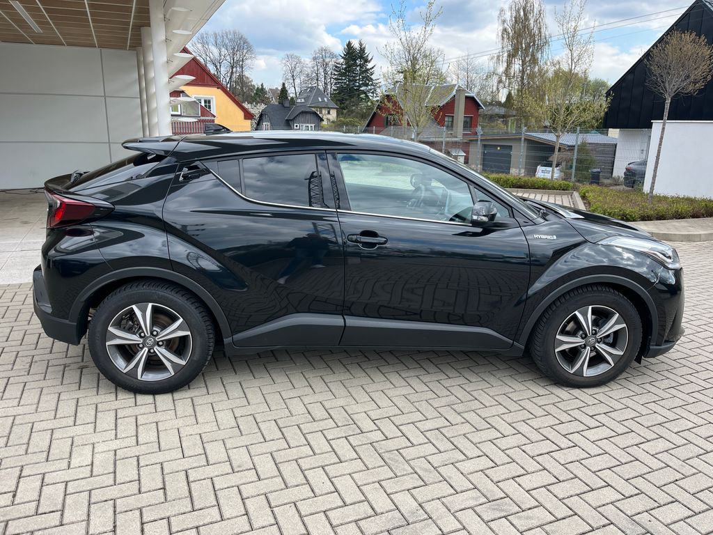 toyota-c-hr-1-8-hybrid-e-cvt-style - 6