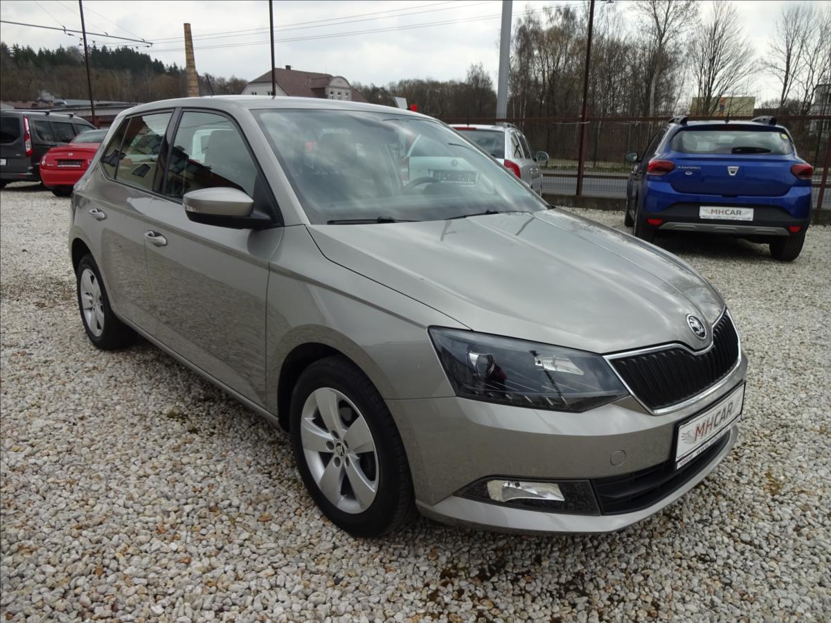 skoda-fabia-iii-1-0tsi-70-kw-style - 8