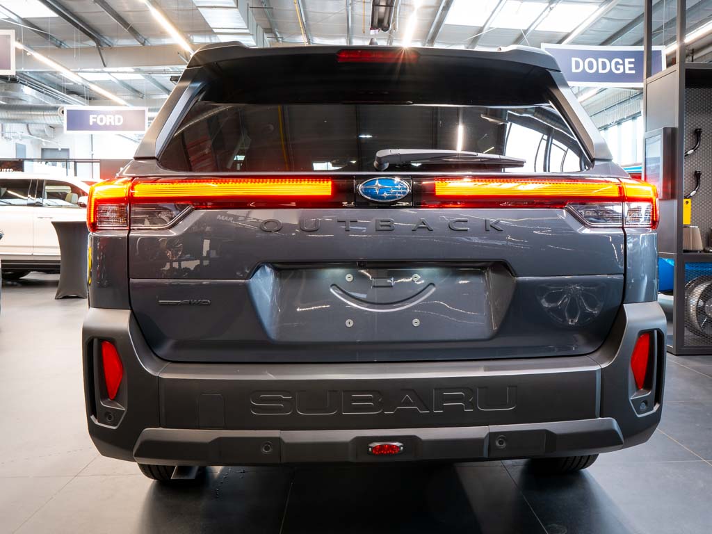 subaru-outback-2-5-touring-awd-x-mode-2026 - 4