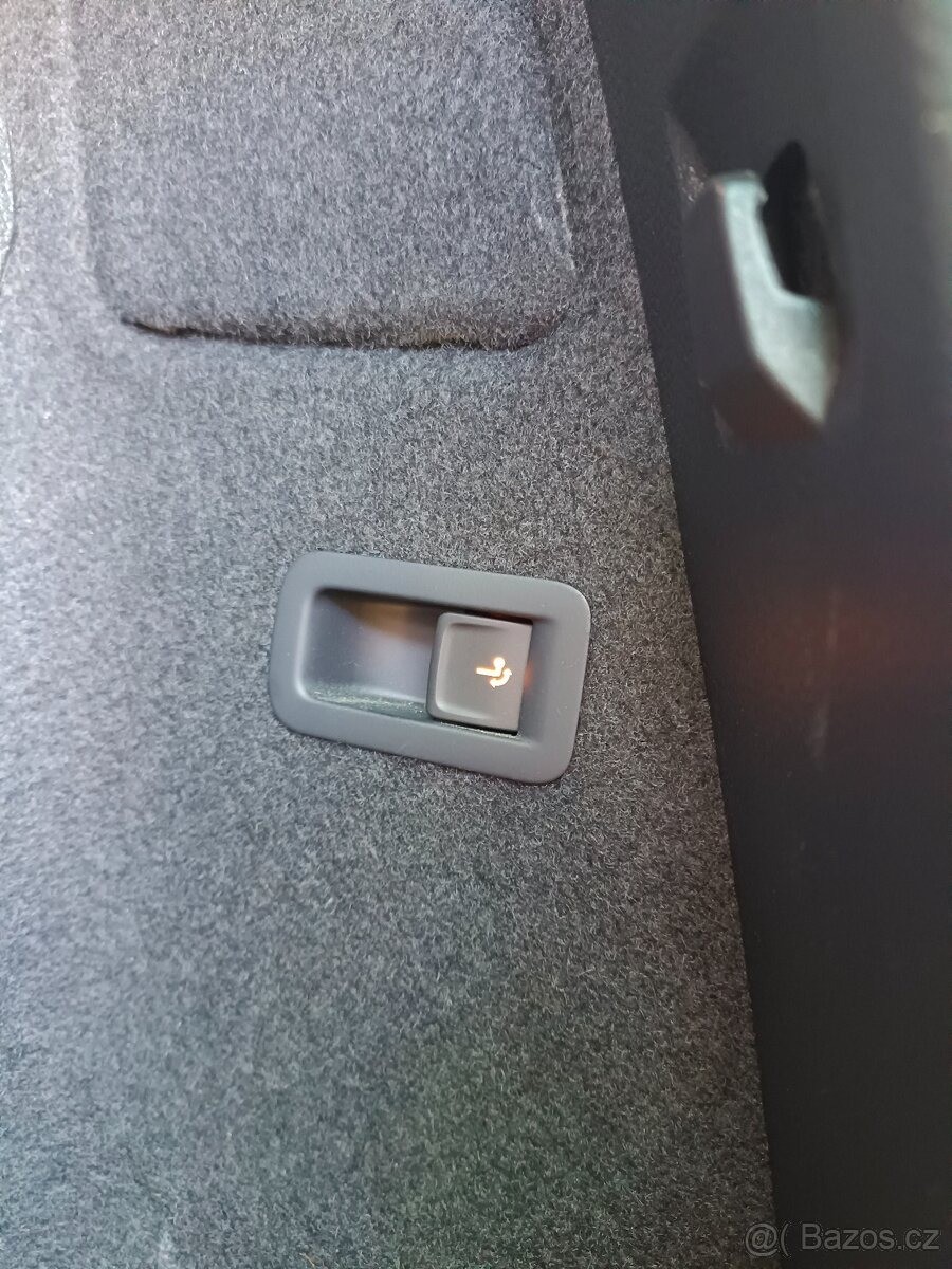 skoda-karoq-1-6-tdi-dsg-r-v-2020 - 9