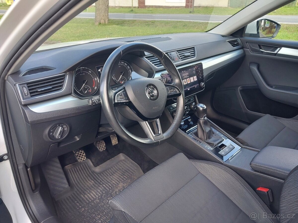 skoda-superb-2-0-4x4 - 8