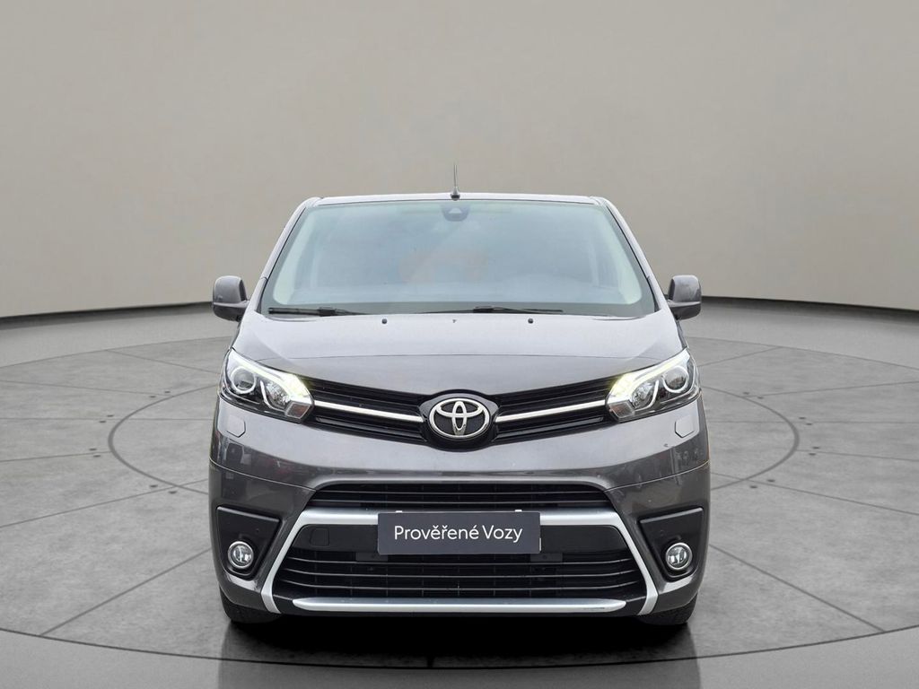 toyota-proace-verso-family-2-0-d-4d-106kw - 3
