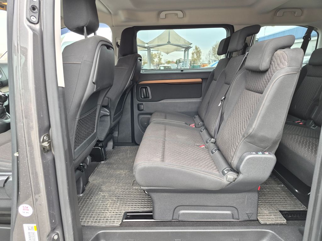 toyota-proace-verso-family-2-0-d-4d-106kw - 5