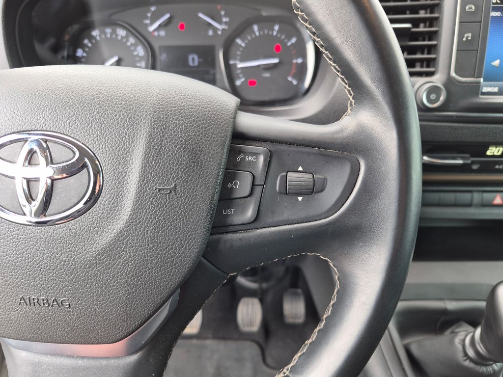 toyota-proace-verso-family-2-0-d-4d-106kw - 8