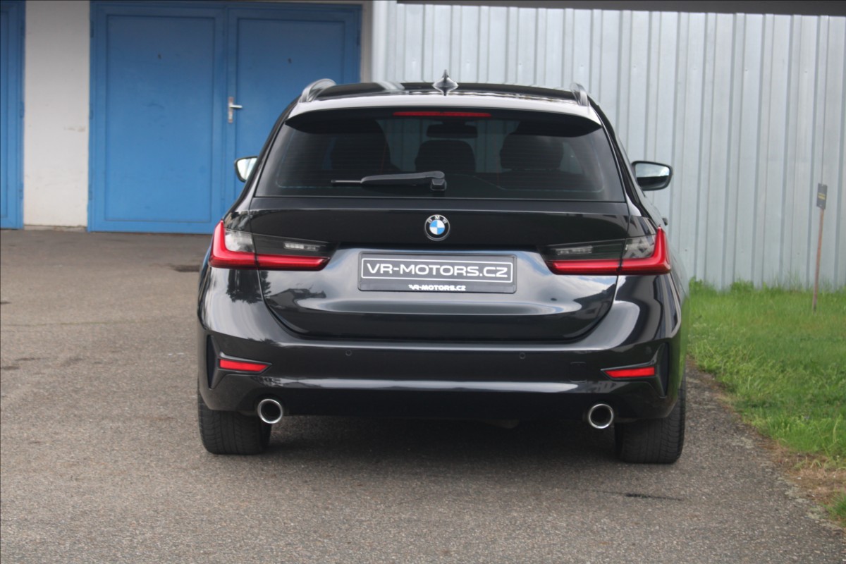 bmw-rada-3-320d-xdrivetouring-advantage - 5