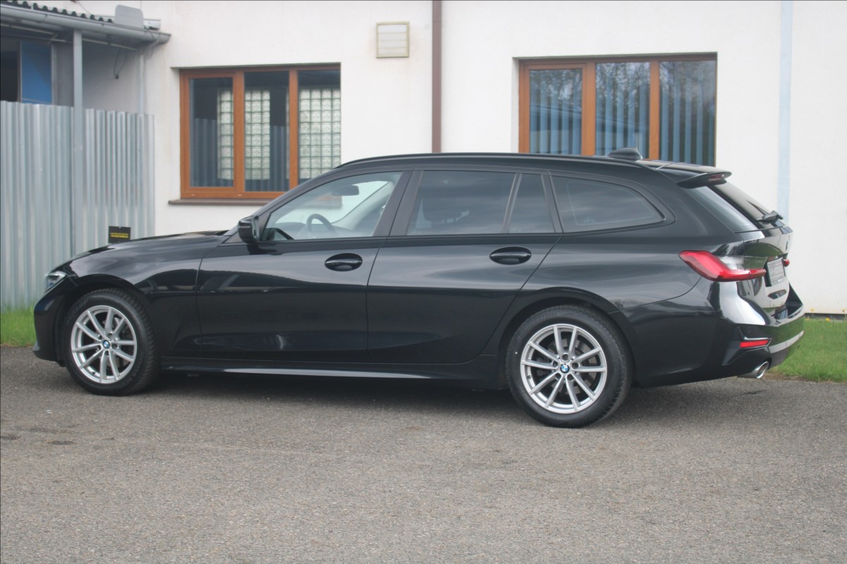 bmw-rada-3-320d-xdrivetouring-advantage - 6
