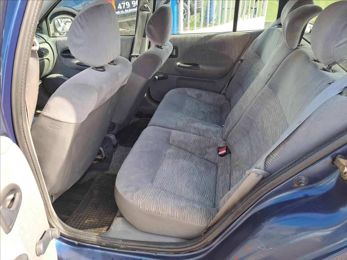 renault-megane-1-6-i-klima - 5