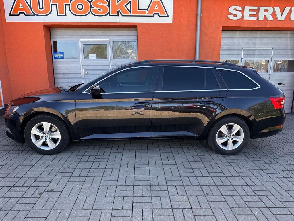 skoda-superb-ambition-1-6-tdi-88kw-dsg-navi - 2